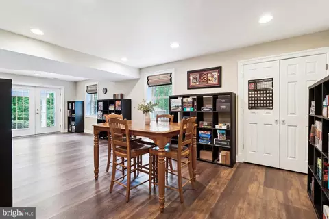 Entry Way - 6445 Sundown Trl, Columbia, MD 21044 photo 12 of 13