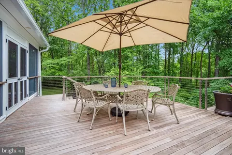 Exterior - 6445 Sundown Trl, Columbia, MD 21044 photo 21 of 50