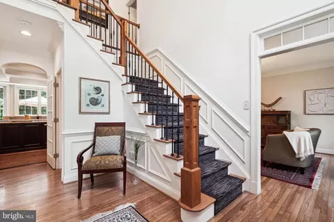 Entry Way - 6445 Sundown Trl, Columbia, MD 21044 photo 4 of 13