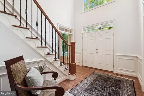 Entry Way - 6445 Sundown Trl, Columbia, MD 21044 photo 2 of 13