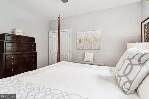 Bedroom - 6445 Sundown Trl, Columbia, MD 21044 photo 7 of 10