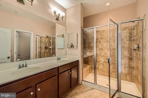 Bath - 9706 Pine Arc, Laurel, MD 20723 photo 1 of 1