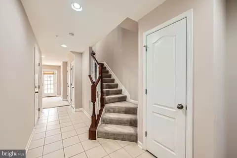 Entry Way - 9706 Pine Arc, Laurel, MD 20723 photo 4 of 5
