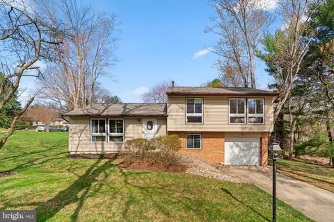 5580 Thunder Hill Rd, Columbia, MD 21045
