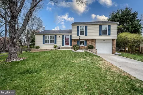 10118 Cape Ann Dr, Columbia, MD 21046