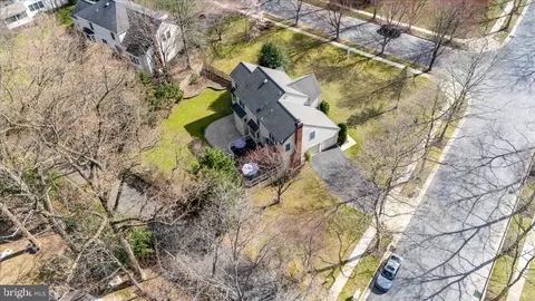 View/Area - 8037 Crest Rd, Laurel, MD 20723 photo 8 of 11