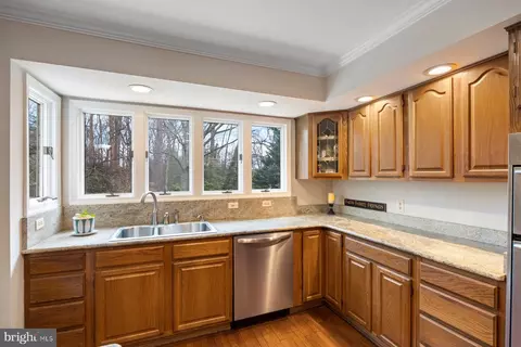 Kitchen - 8037 Crest Rd, Laurel, MD 20723 photo 4 of 6