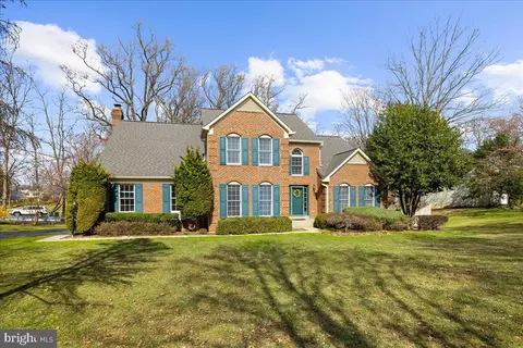 Exterior - 8037 Crest Rd, Laurel, MD 20723 photo 14 of 15