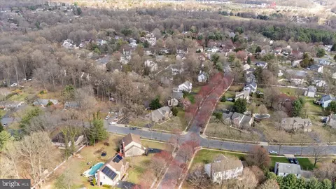 View/Area - 8037 Crest Rd, Laurel, MD 20723 photo 5 of 11