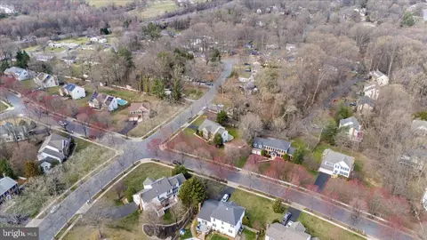 View/Area - 8037 Crest Rd, Laurel, MD 20723 photo 3 of 11