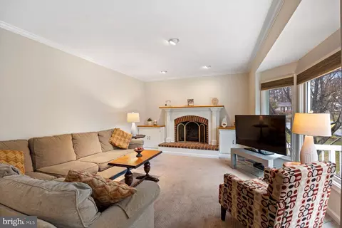 Living - 8037 Crest Rd, Laurel, MD 20723 photo 2 of 3