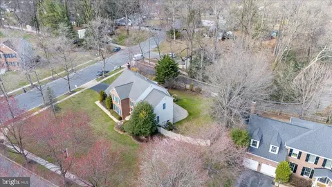 View/Area - 8037 Crest Rd, Laurel, MD 20723 photo 2 of 11