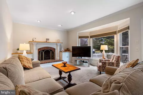 Other - 8037 Crest Rd, Laurel, MD 20723 photo 3 of 9