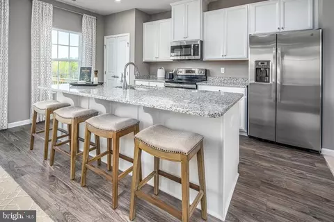 8609 Asher Ct, Laurel, MD 20723 photo 1