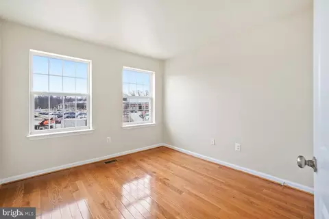 9395 Washington Ave, Laurel, MD 20723 photo 37