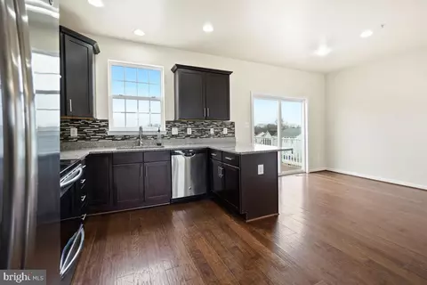 9395 Washington Ave, Laurel, MD 20723 photo 16