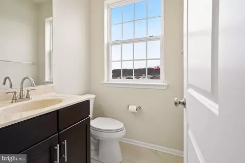 9395 Washington Ave, Laurel, MD 20723 photo 26