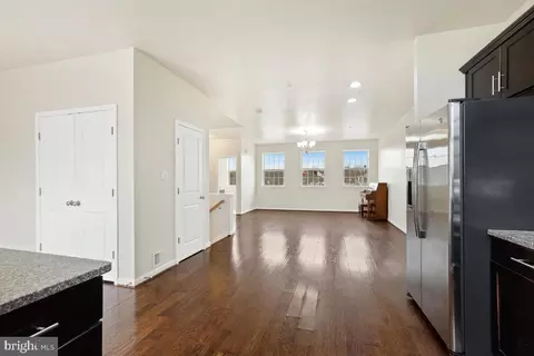 9395 Washington Ave, Laurel, MD 20723 photo 19