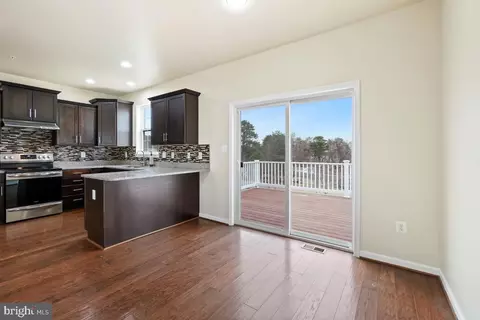 9395 Washington Ave, Laurel, MD 20723 photo 23