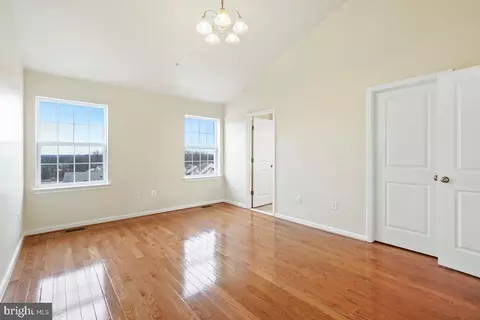 9395 Washington Ave, Laurel, MD 20723 photo 29