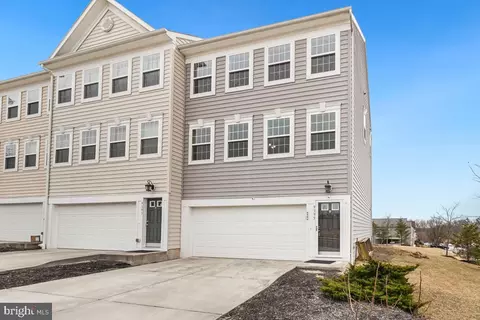 9395 Washington Ave, Laurel, MD 20723