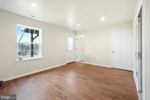 9395 Washington Ave, Laurel, MD 20723 photo 7