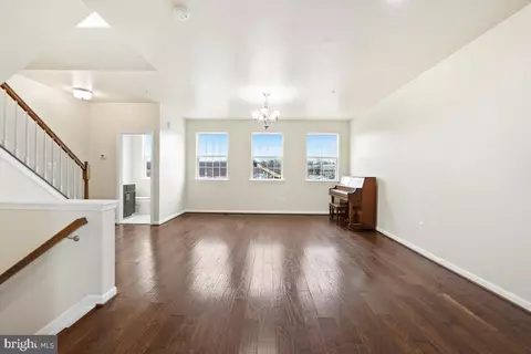 9395 Washington Ave, Laurel, MD 20723 photo 11