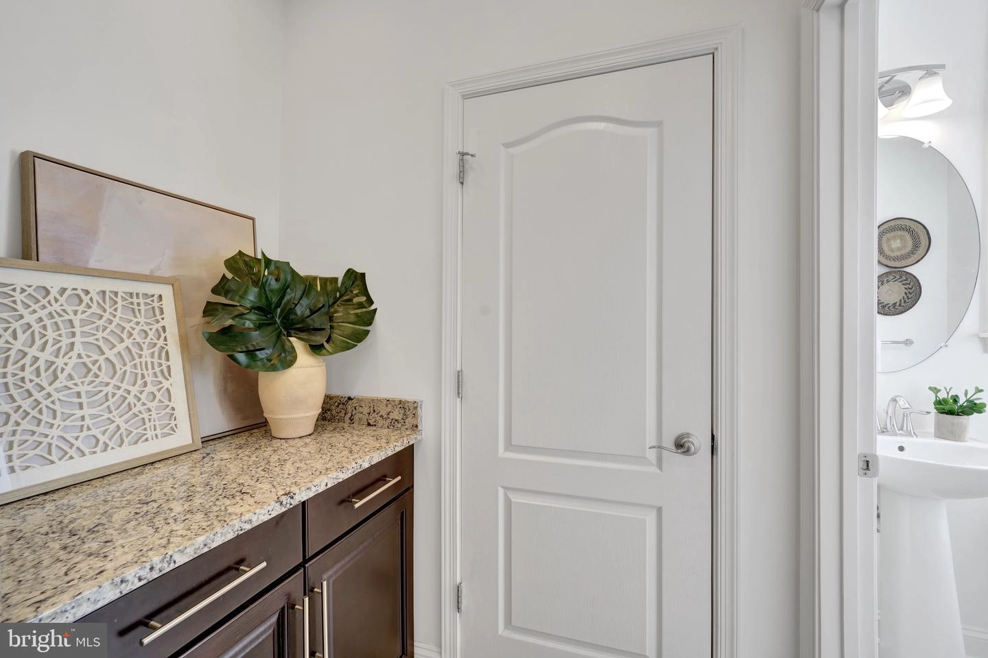 Entry Way - 10045 Rowan Ln, Laurel, MD 20723 photo 6 of 12