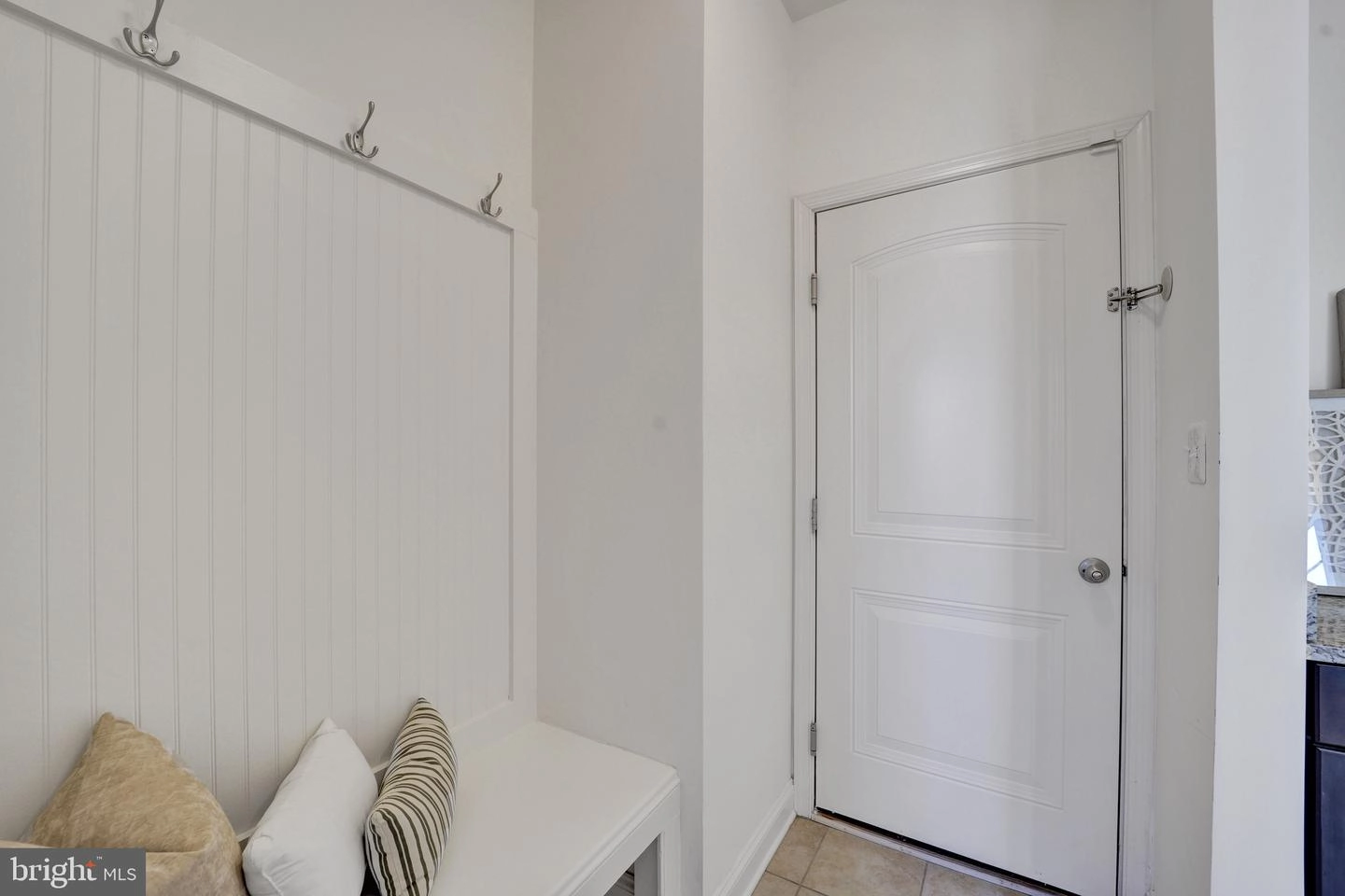 Entry Way - 10045 Rowan Ln, Laurel, MD 20723 photo 5 of 12