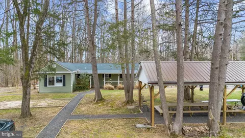 7249 Mink Hollow Rd, Highland, MD 20777