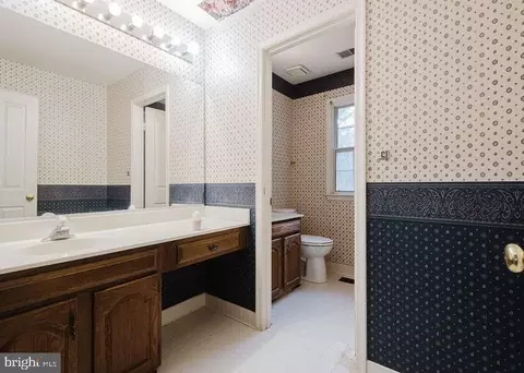 Bath - 10302 Paddock Pl, Laurel, MD 20723 photo 2 of 2