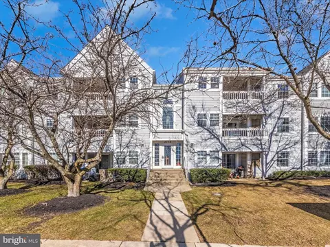 8378 Montgomery Run Rd NW #K, Ellicott City, MD 21043