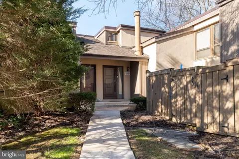 11244 Powder Run # B, Columbia, MD 21044