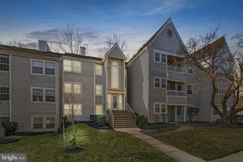 8387 Montgomery Run Rd #F, Ellicott City, MD 21043