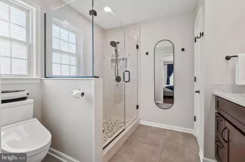 Bath - 9611 Park Ave, Laurel, MD 20723 photo 2 of 4