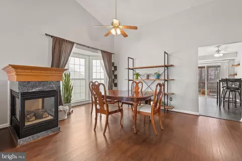 Dining - 9611 Park Ave, Laurel, MD 20723 photo 1 of 3