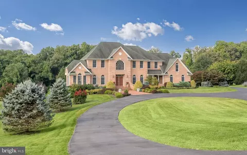 10304 Castlefield St, Ellicott City, MD 21042