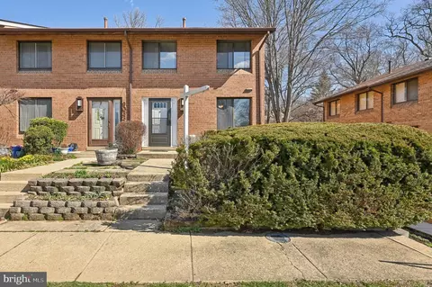 9035 Watchlight Ct, Columbia, MD 21045