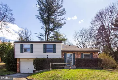 7009 Deepage Dr, Columbia, MD 21045