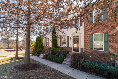 7104 Penny Ln, Elkridge, MD 21075