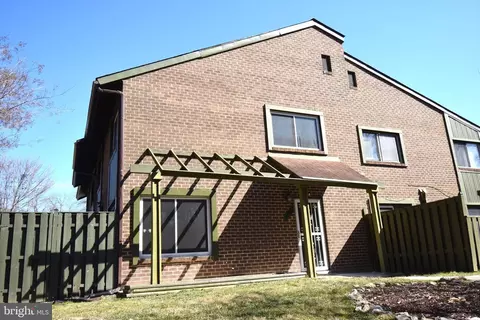 5752 Thunder Hill Rd, Columbia, MD 21045