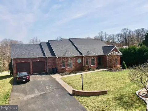 2009 Diane Ln, Ellicott City, MD 21042