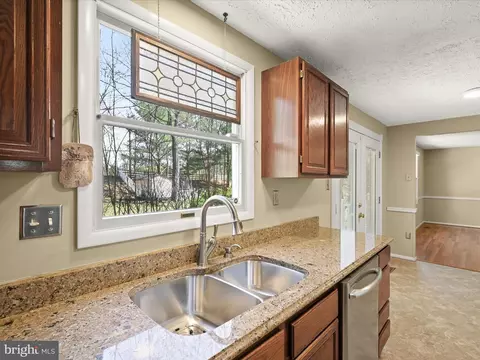Kitchen - 8765 Cardinal Forest Cir, Laurel, MD 20723 photo 4 of 5