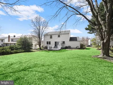 Exterior - 8765 Cardinal Forest Cir, Laurel, MD 20723 photo 2 of 8