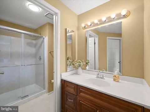 Bath - 8765 Cardinal Forest Cir, Laurel, MD 20723 photo 2 of 5