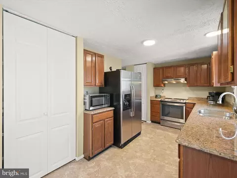 Kitchen - 8765 Cardinal Forest Cir, Laurel, MD 20723 photo 3 of 5