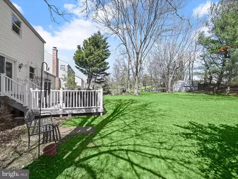 Exterior - 8765 Cardinal Forest Cir, Laurel, MD 20723 photo 5 of 8