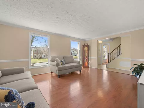 Living - 8765 Cardinal Forest Cir, Laurel, MD 20723 photo 3 of 7