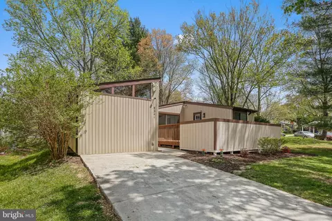 9341 Ourtime Ln, Columbia, MD 21045