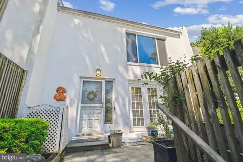 10259 Wilde Lake Ter, Columbia, MD 21044